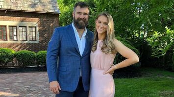 Taylor Swift and Donna Kelce React to Kylie and Jason Kelce Expecting Baby Girl No. 4: ‘Love It’