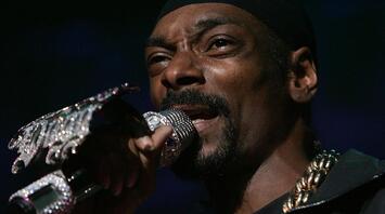 Snoop Dogg Describes Perfect Thanksgiving Dinner