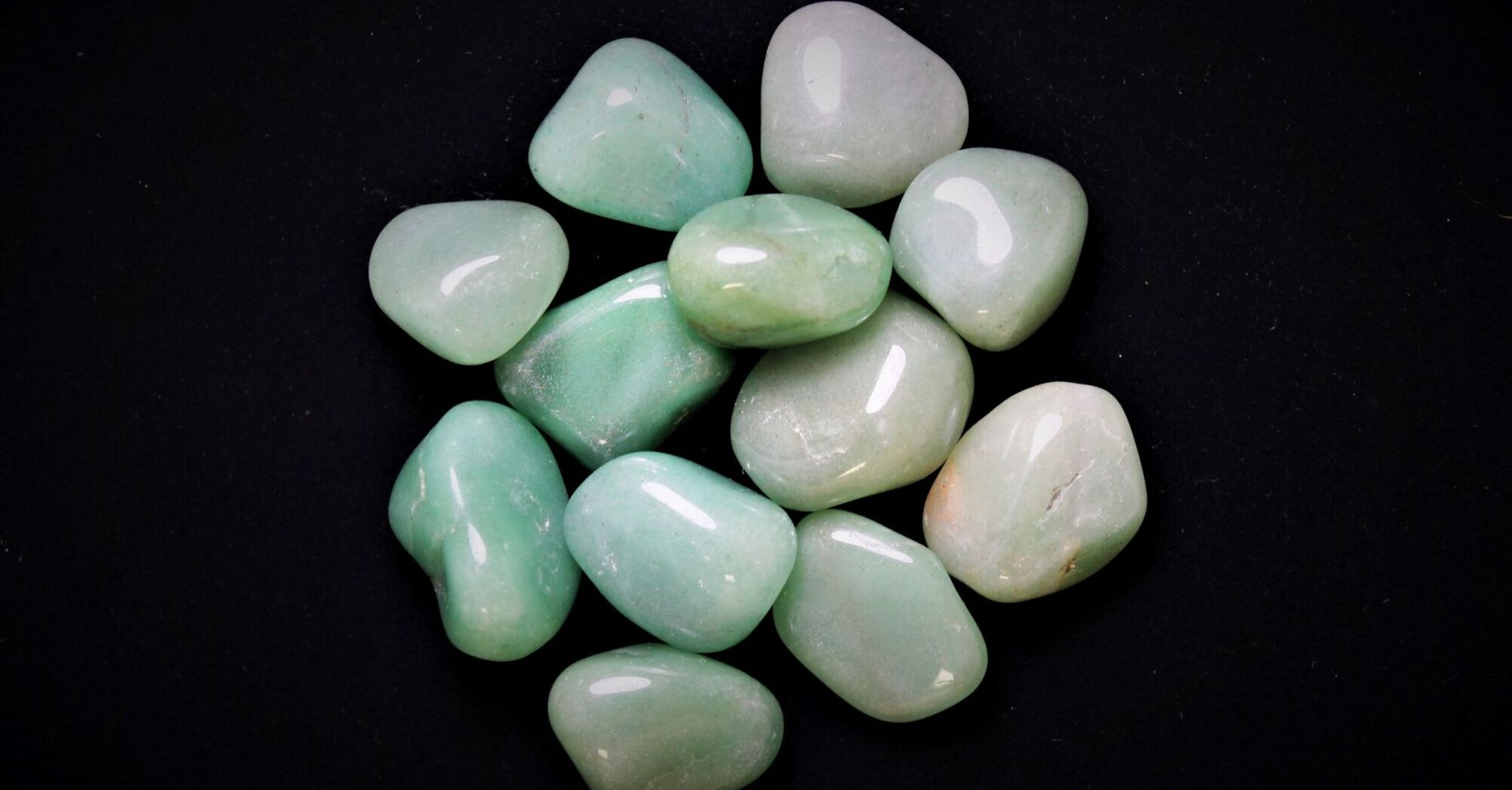 11 Spiritual Meanings of Green Aventurine