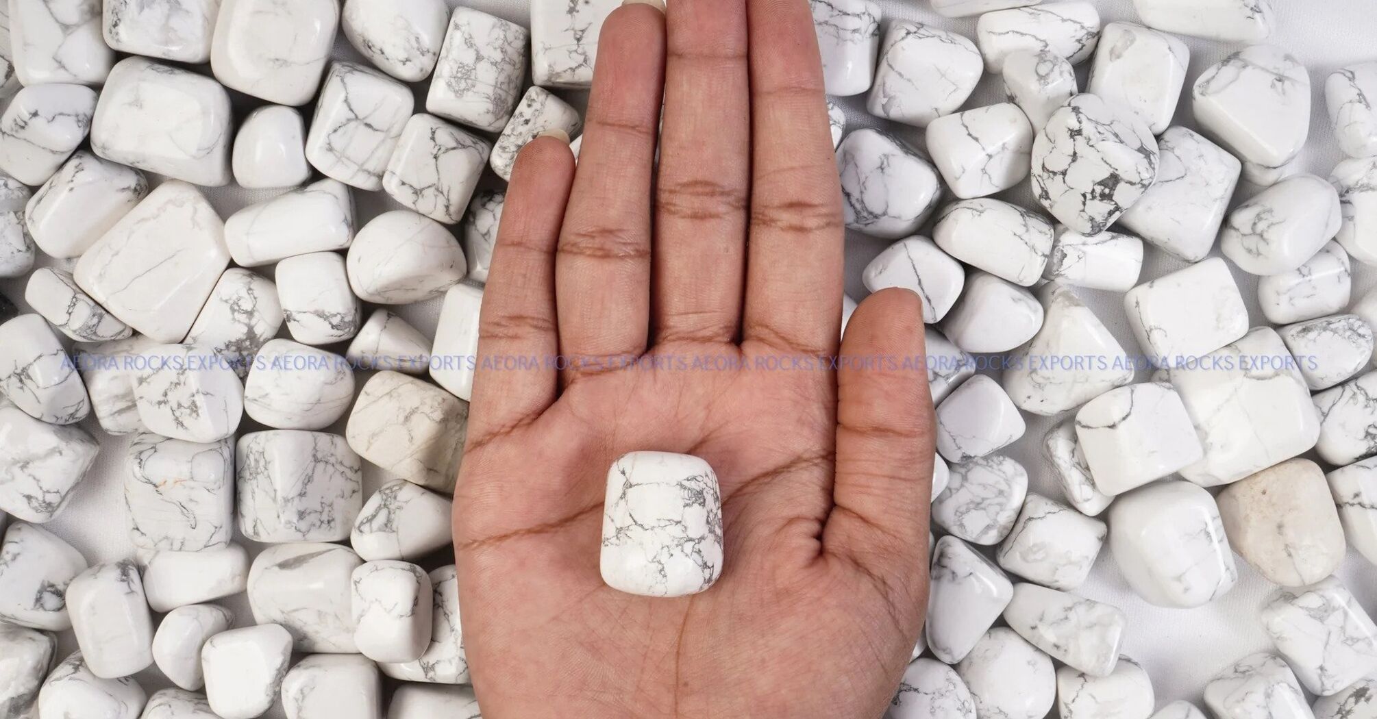 11 Spiritual Meanings of Howlite