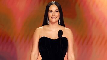 Kacey Musgraves Responds to Overzealous Fan During Concert