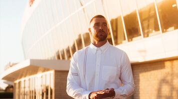 Travis Kelce’s Holiday Spirit Shines at Kansas City Chiefs Christmas Party