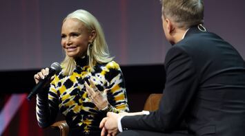 Kristin Chenoweth Addresses Wicked Boycott Initiated by Conservative Movement One Million Moms