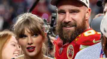 Taylor Swift and Travis Kelce Celebrate Thanksgiving Together: A Festive Family Affair