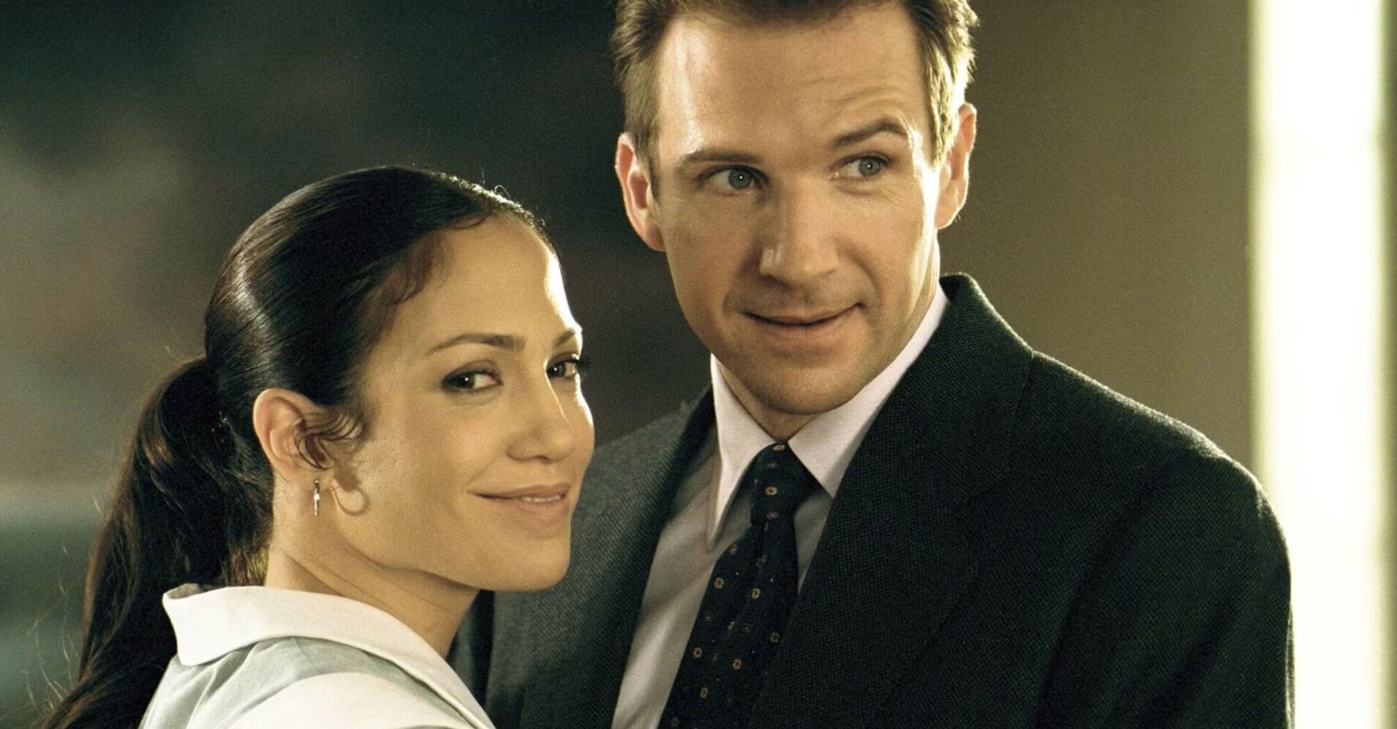 Ralph Fiennes Says He Felt a 'Little Lost' on Set of Maid in Manhattan Alongside Jennifer Lopez