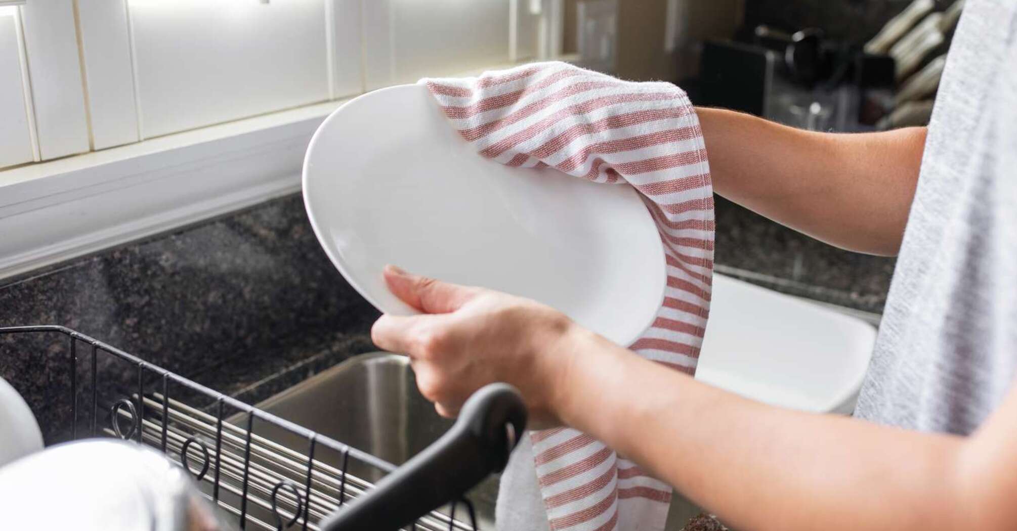 How to handle dishes in your home