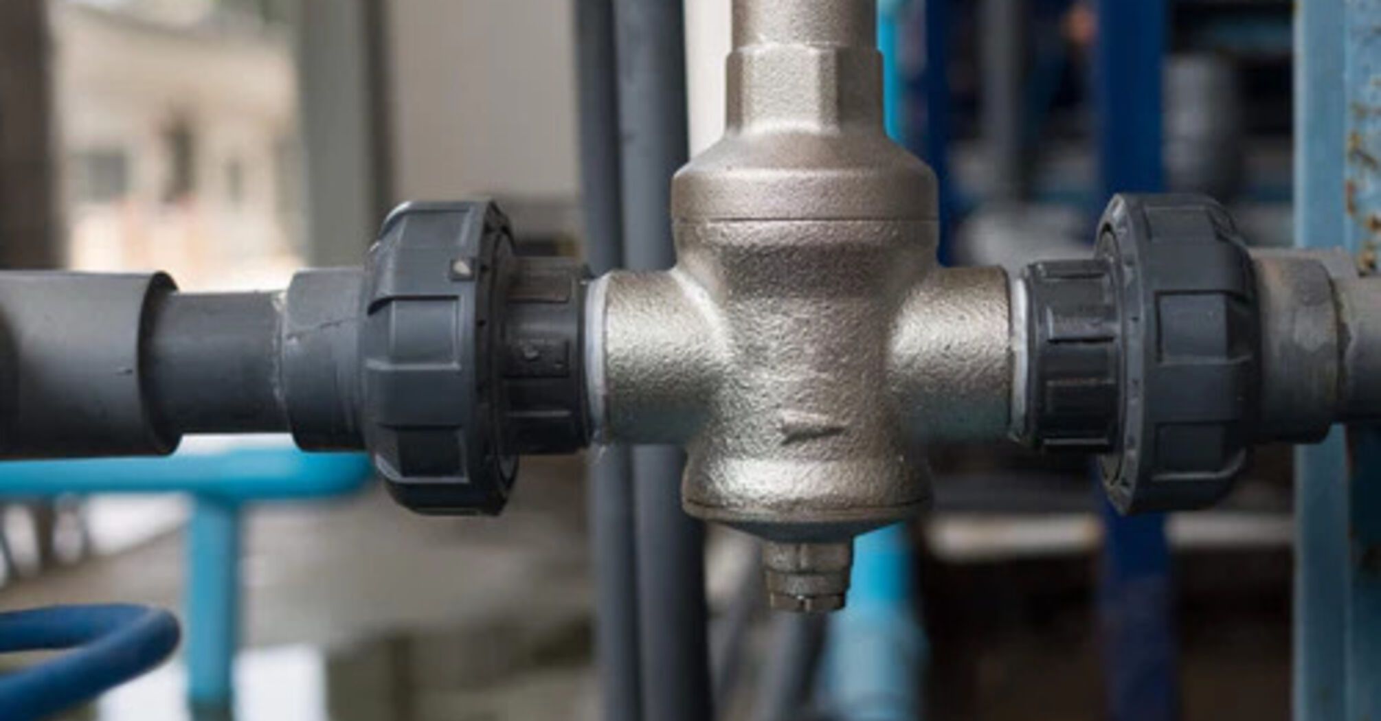 How a water pressure reducer works