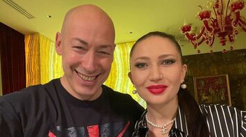 Dmitry Gordon showed how his wife looked like