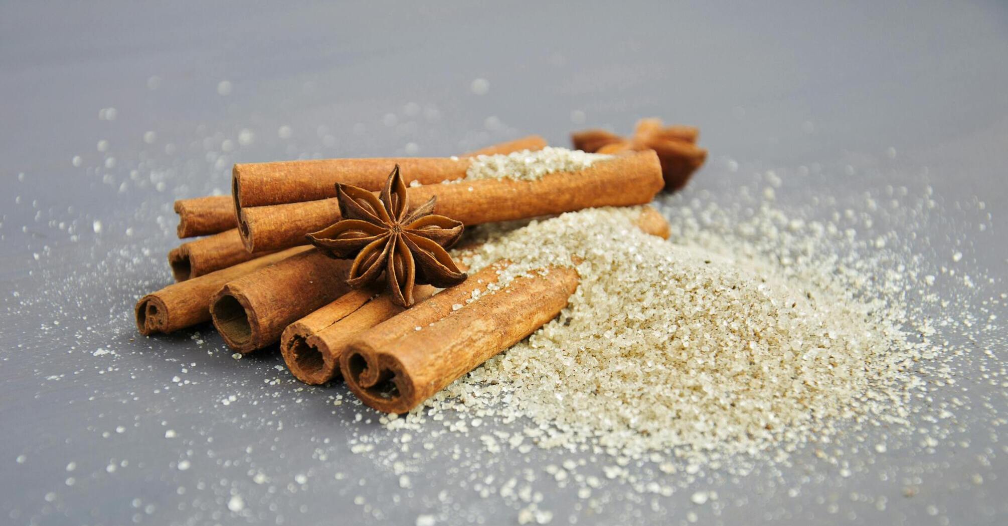 How cinnamon helps houseplants grow better