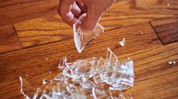 How to easily remove dish shards
