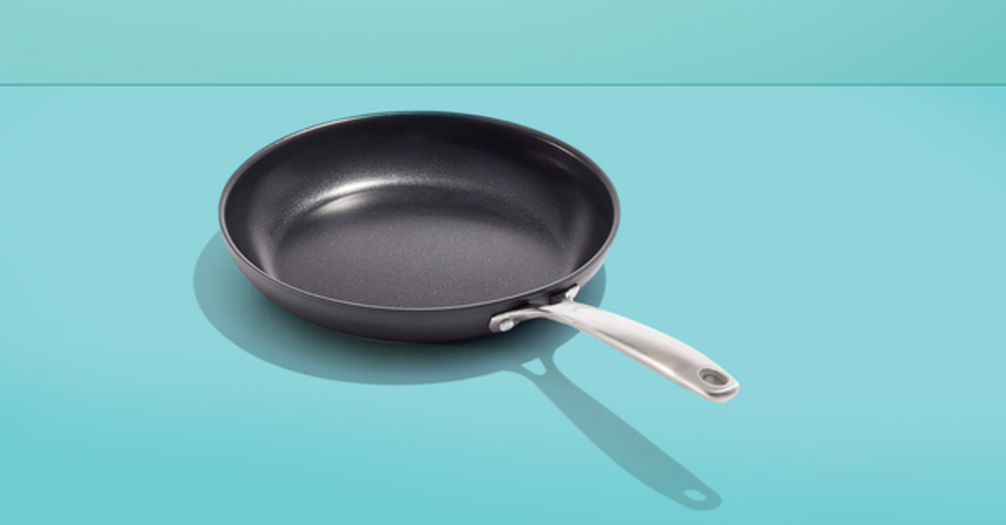 Pros and cons of cookware with non-stick coating