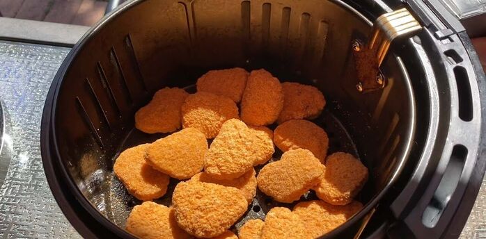 How to cook chicken nuggets in the air fryer
