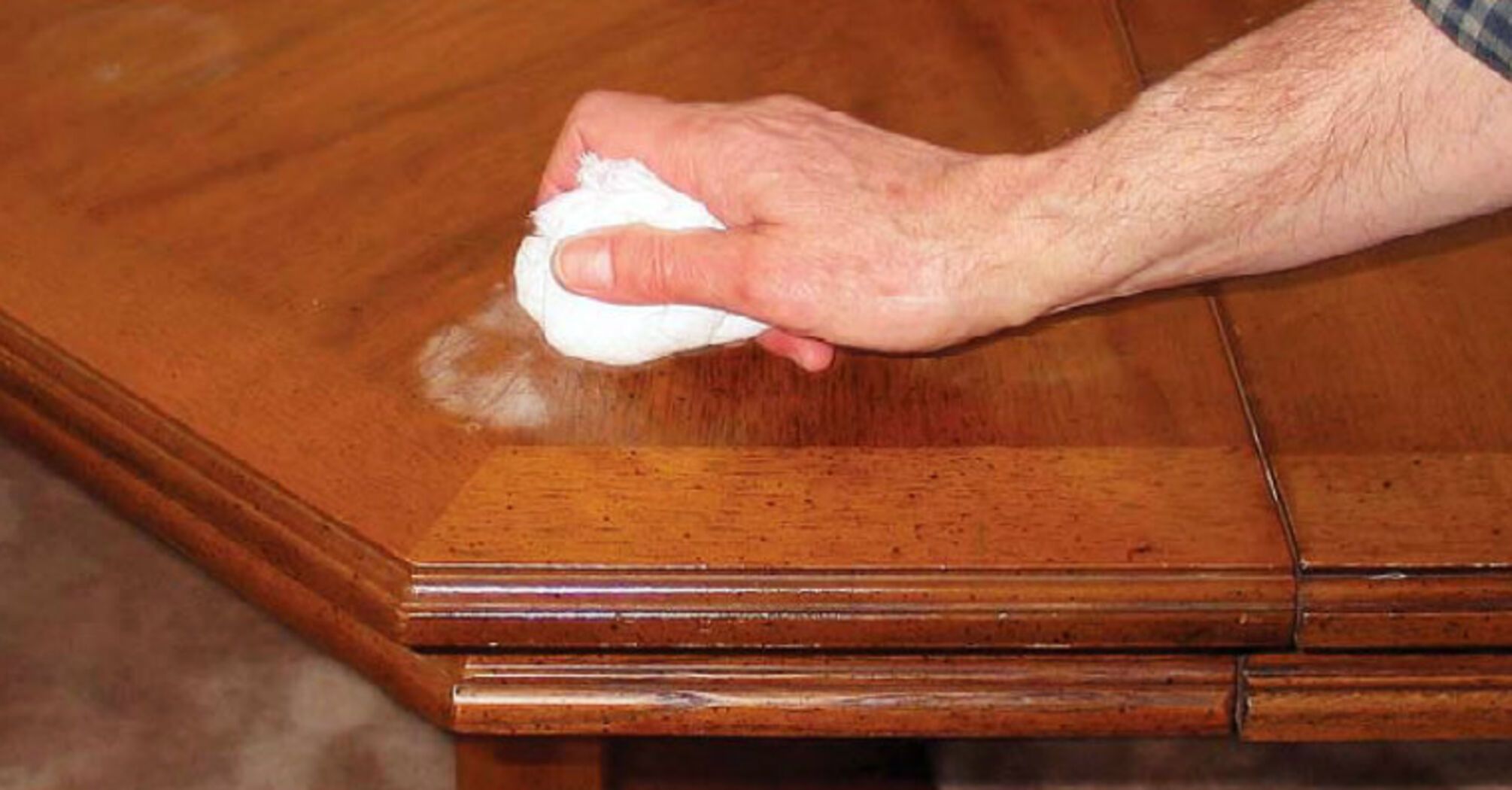 How to remove stains from wooden furniture