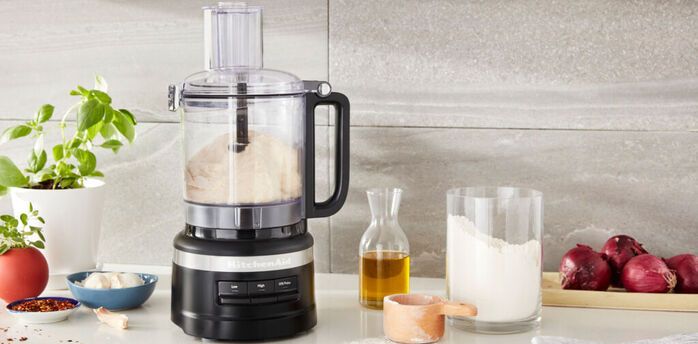 Pros and cons of buying a food processor