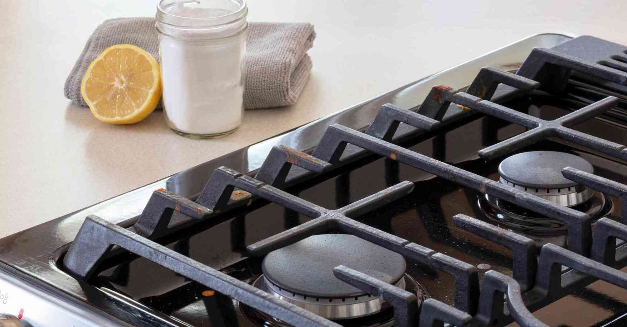 How to clean the stove grill