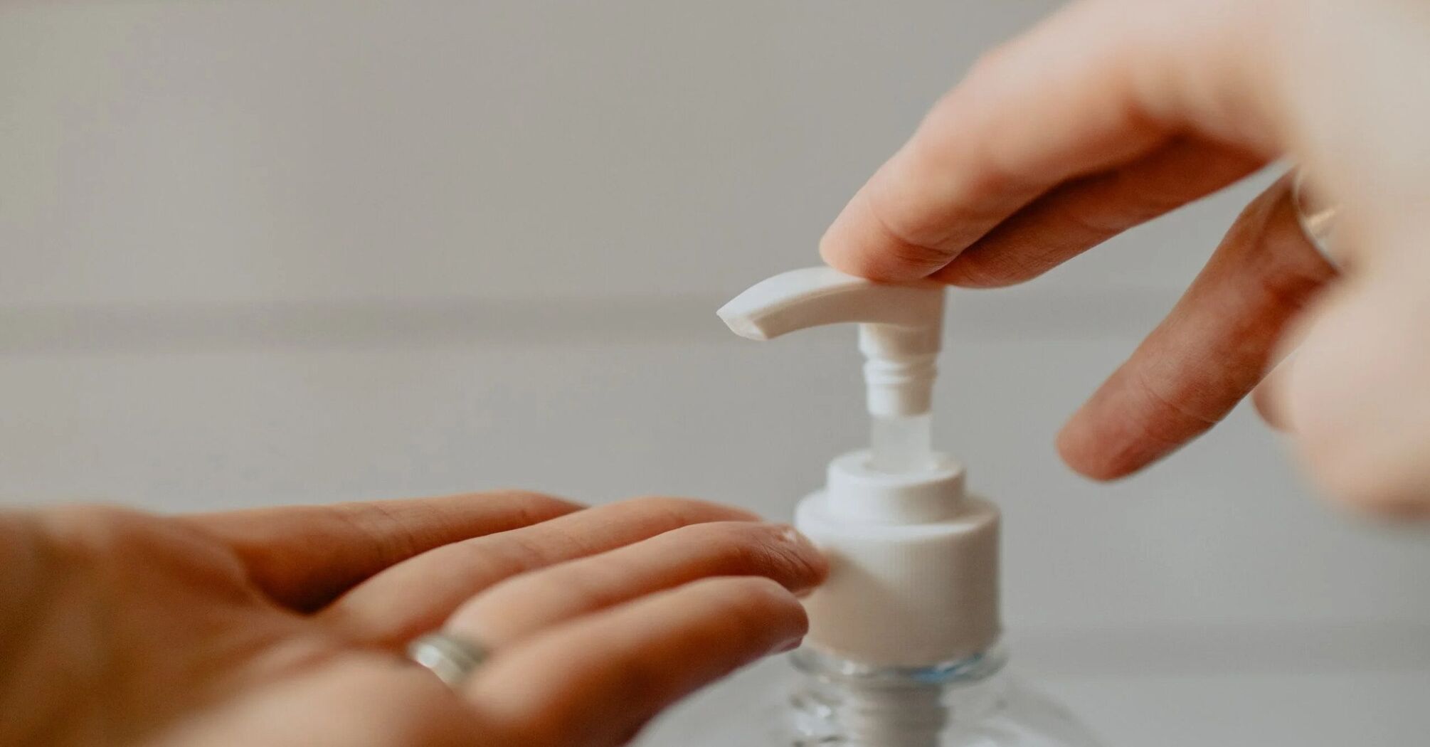 6 effective ways to use sanitizers at home