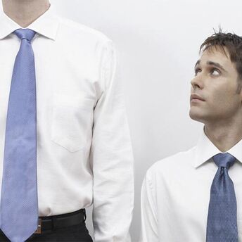 5 men's fashion tricks to make you look taller