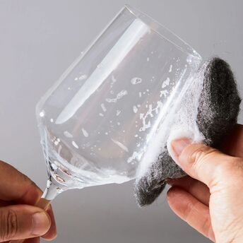 How to clean glassware at home until it squeaky clean
