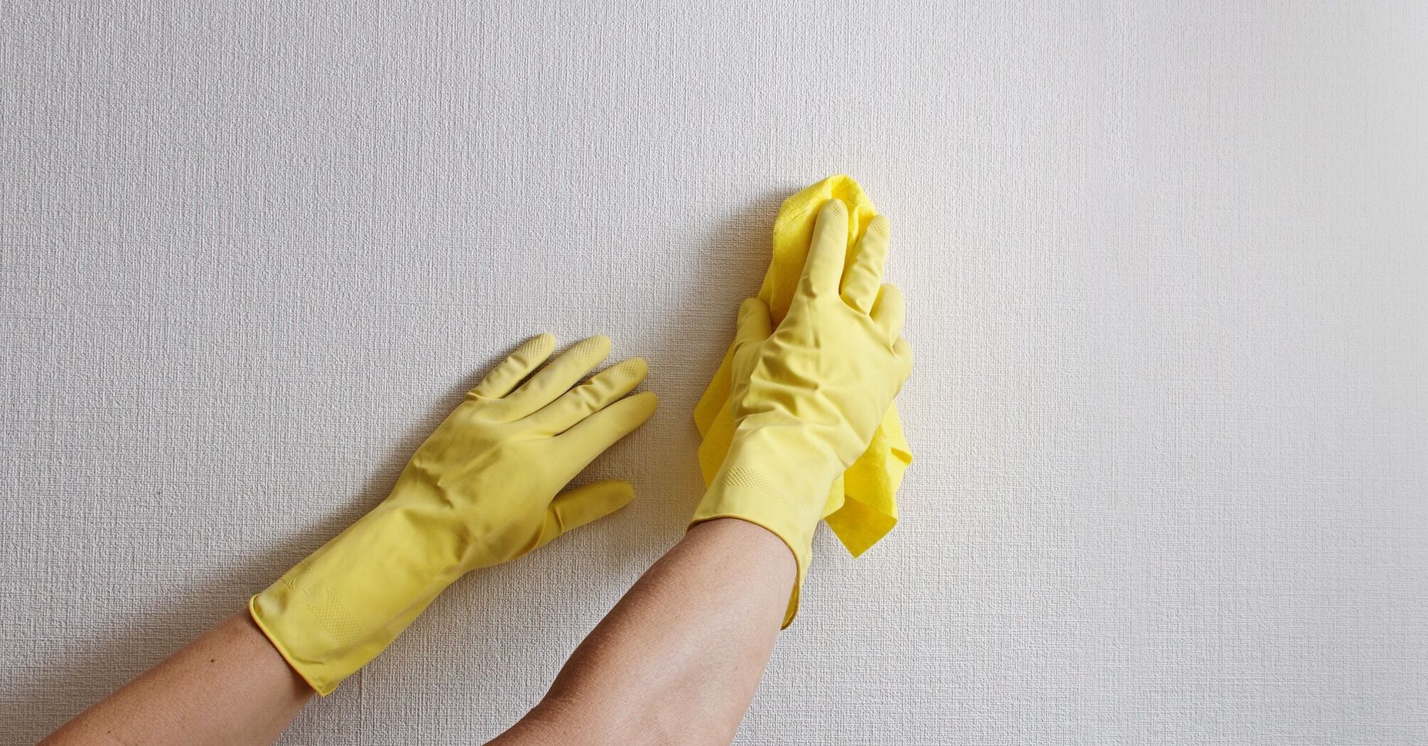 How to quickly remove greasy stains from wallpaperHow to quickly remove greasy stains from wallpaper