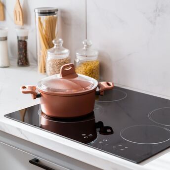 Pros and cons of an induction cooker