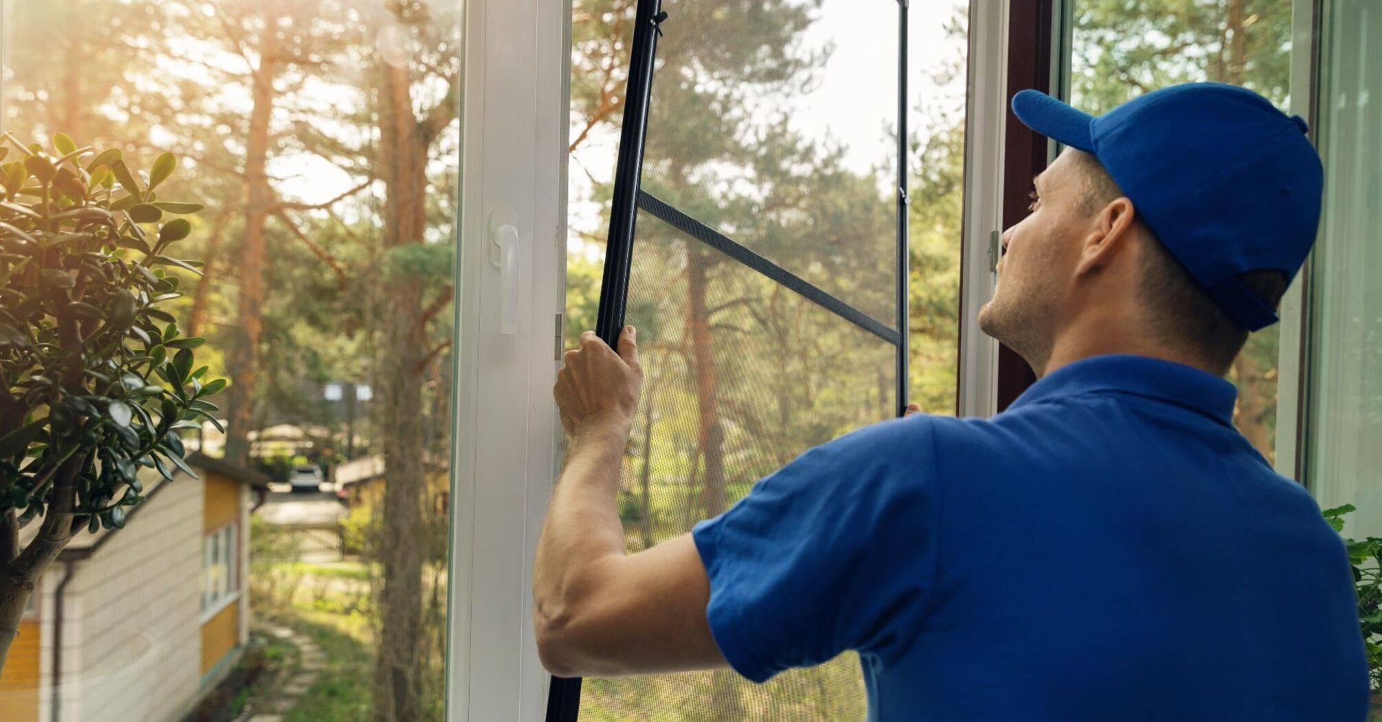 How to measure and install a window mosquito net
