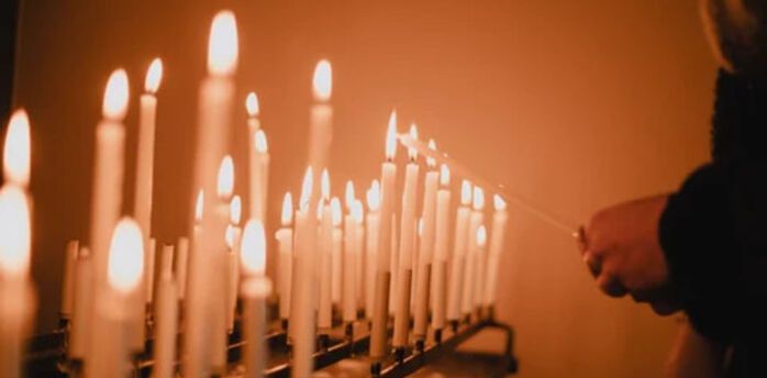 Why candles fall or go out in church