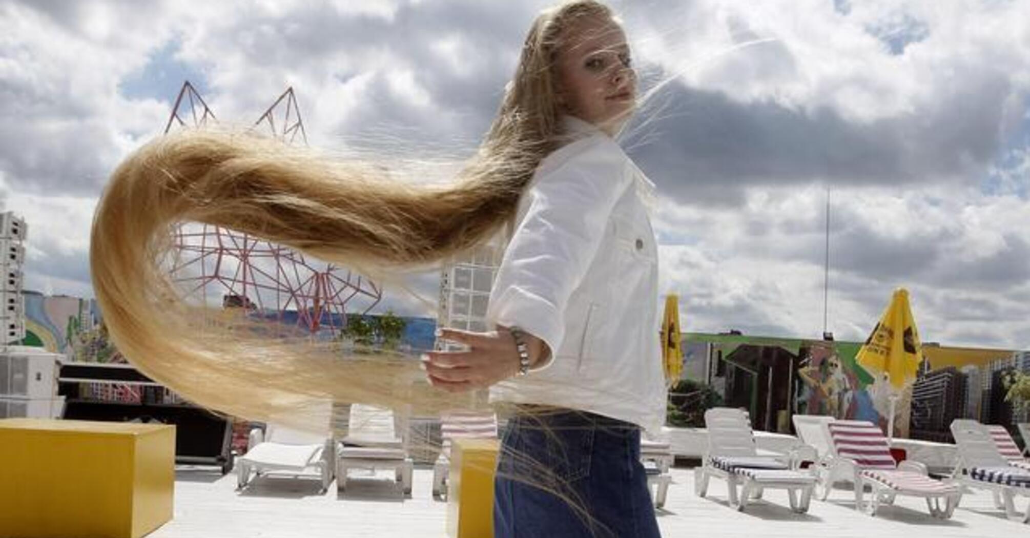 Ukrainian woman sets record for the longest hair on the planet
