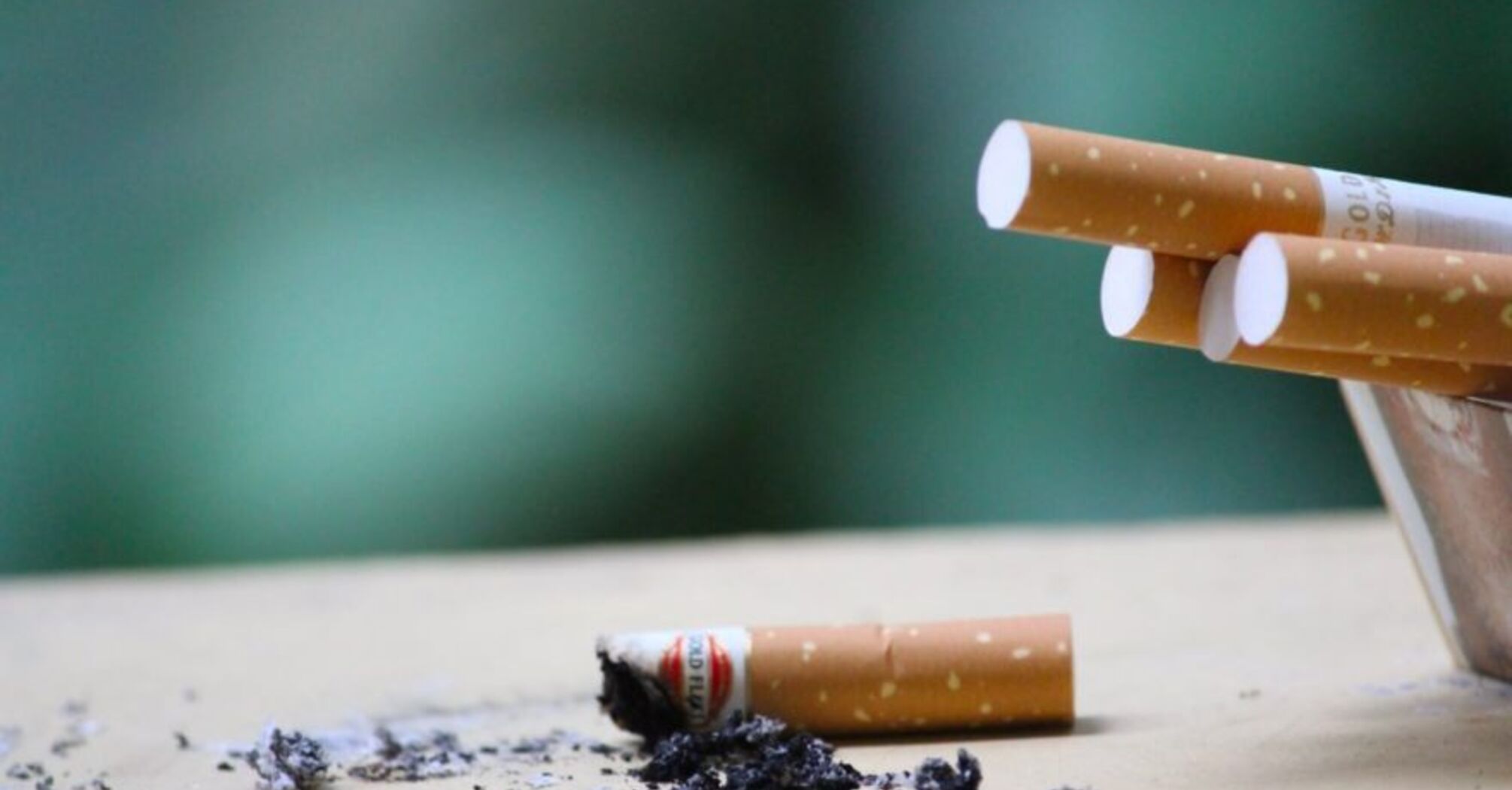 How to quit smoking easily and simply