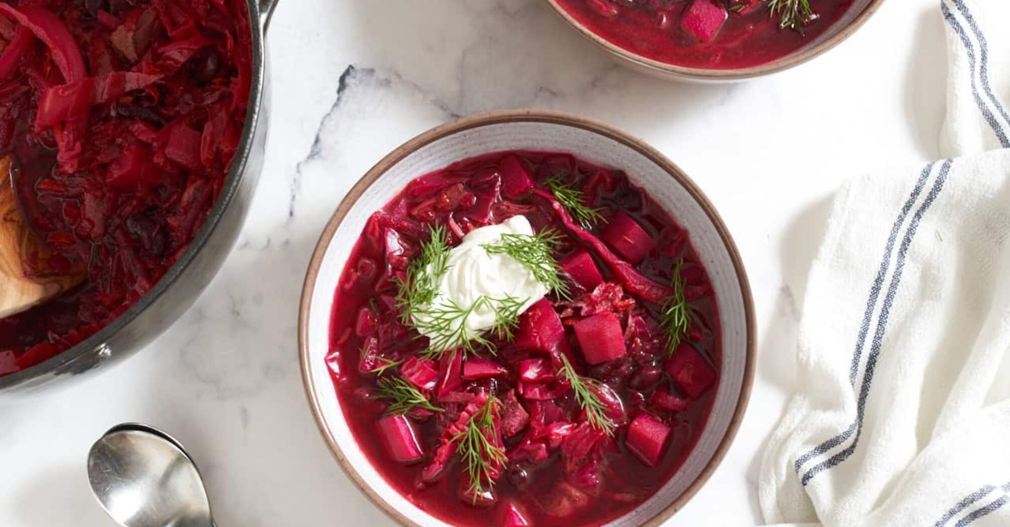 How long can borscht be stored in the refrigerator
