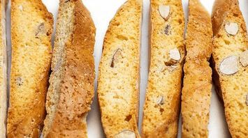 Biscuits, cookies, biscotti and crackers