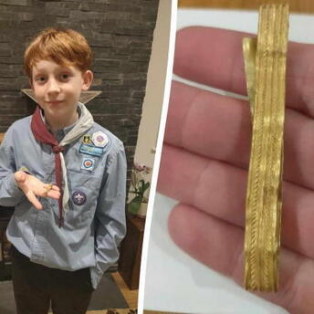 A boy found a 2000-year-old golden Roman bracelet in a field