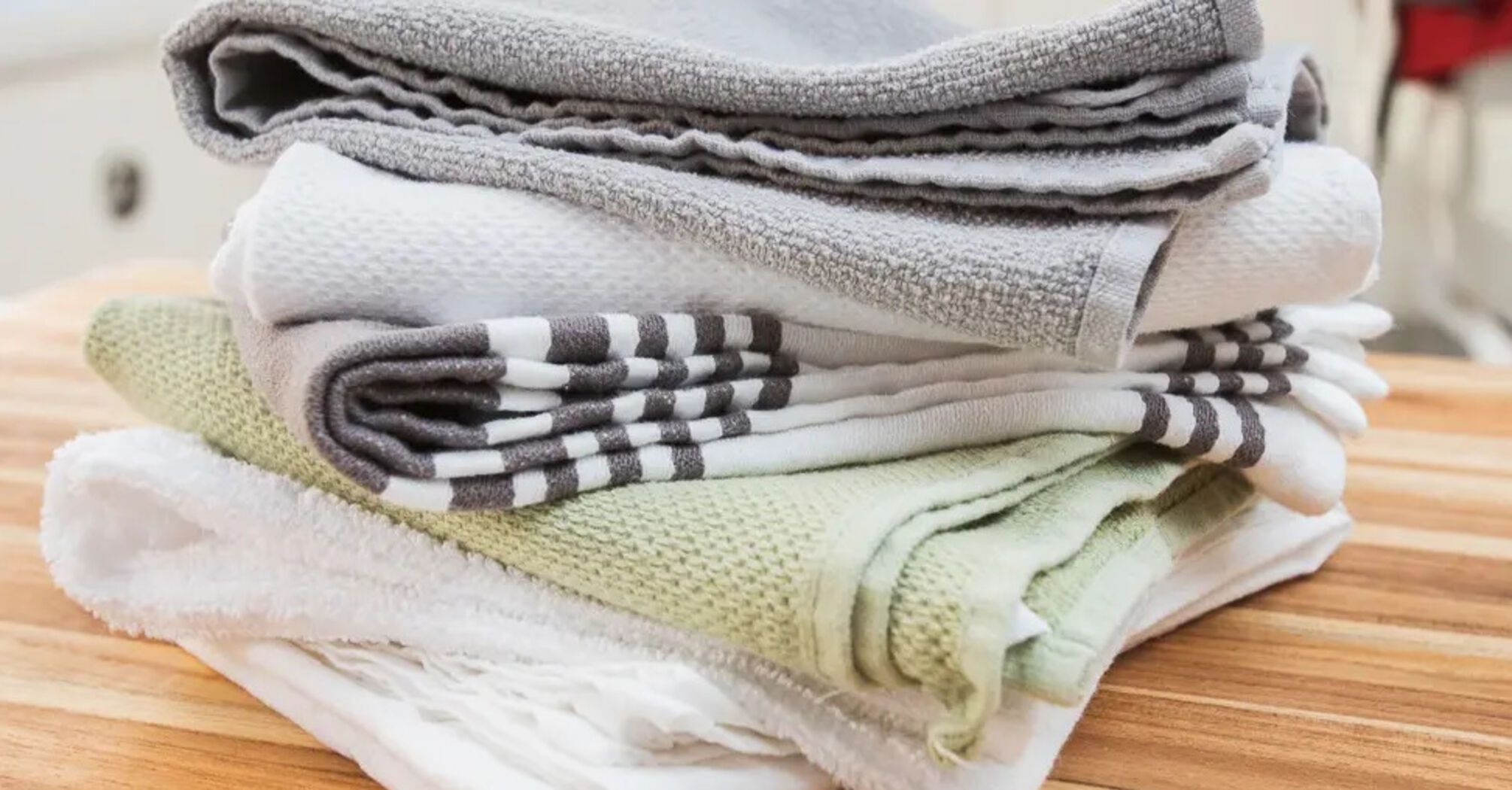 Kitchen towels will be as good as new in a few minutes