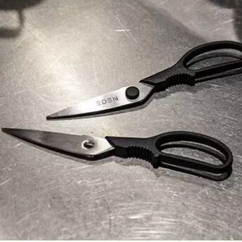 How to quickly sharpen dull scissors
