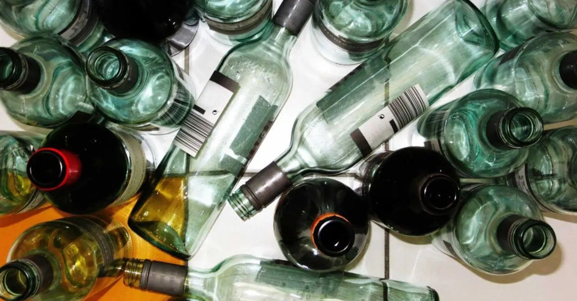 Why empty bottles should always be removed from the table