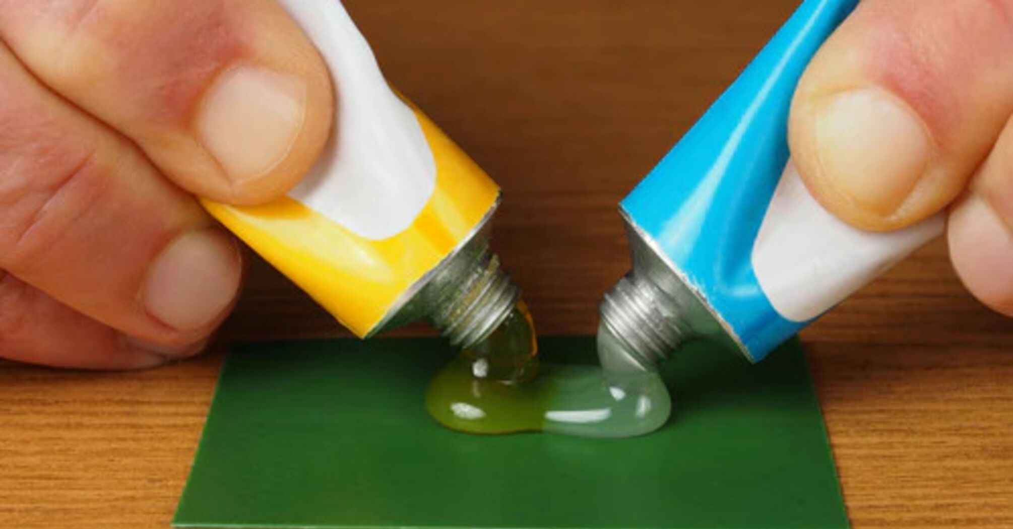 How to glue plastic tightly
