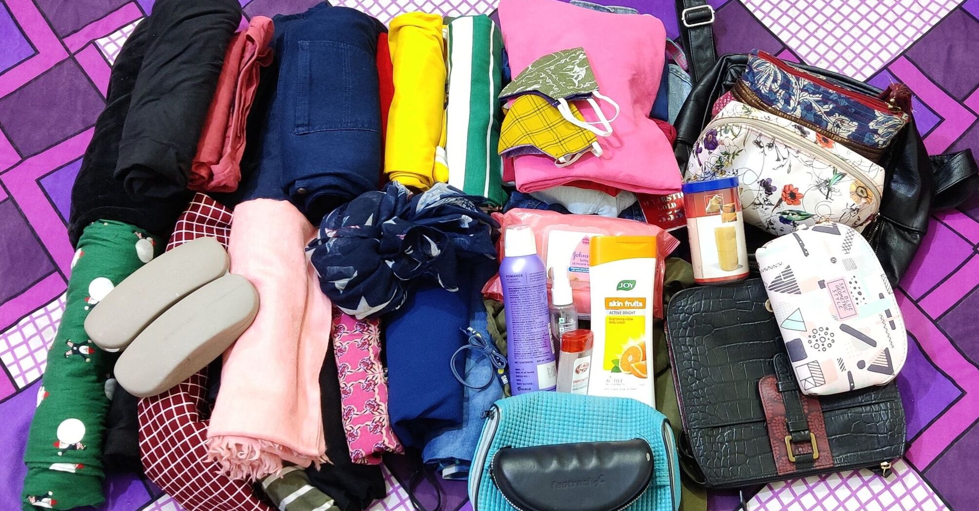 How to pack for a trip and not forget anything