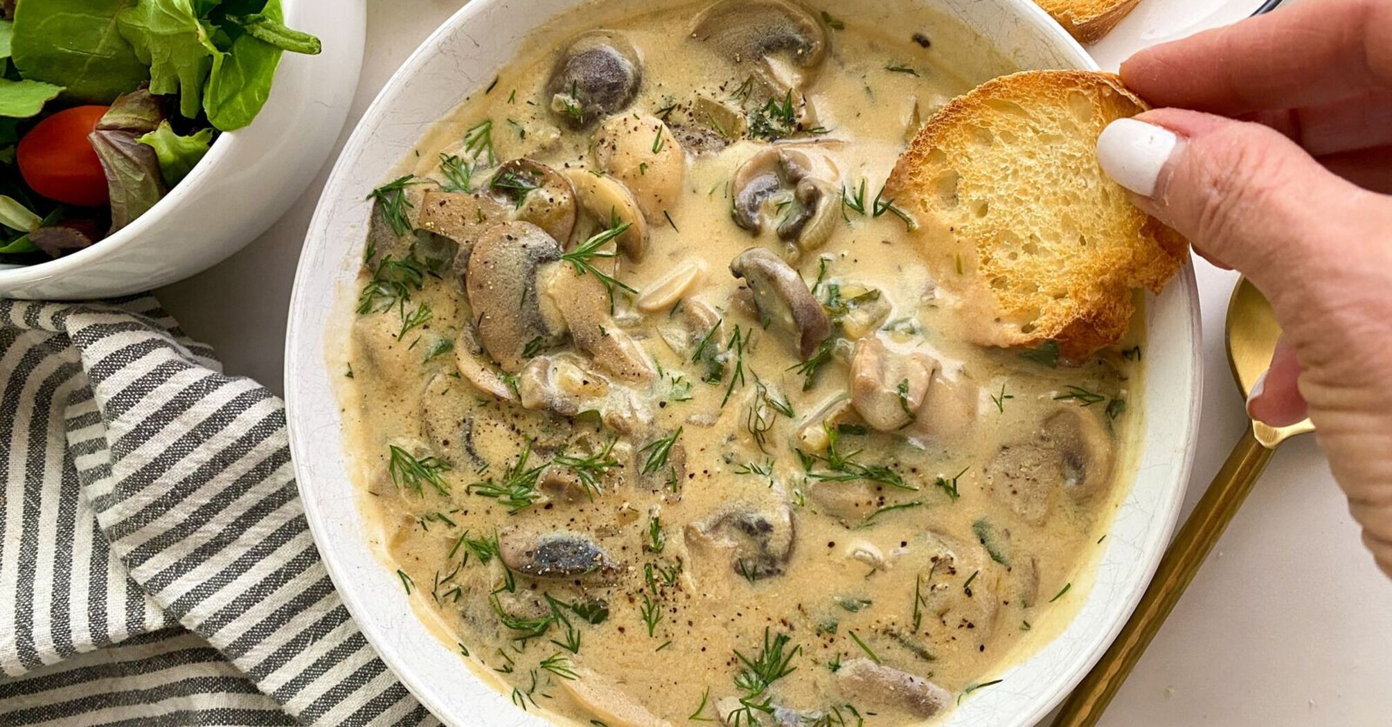 How to cook Hungarian mushroom soup