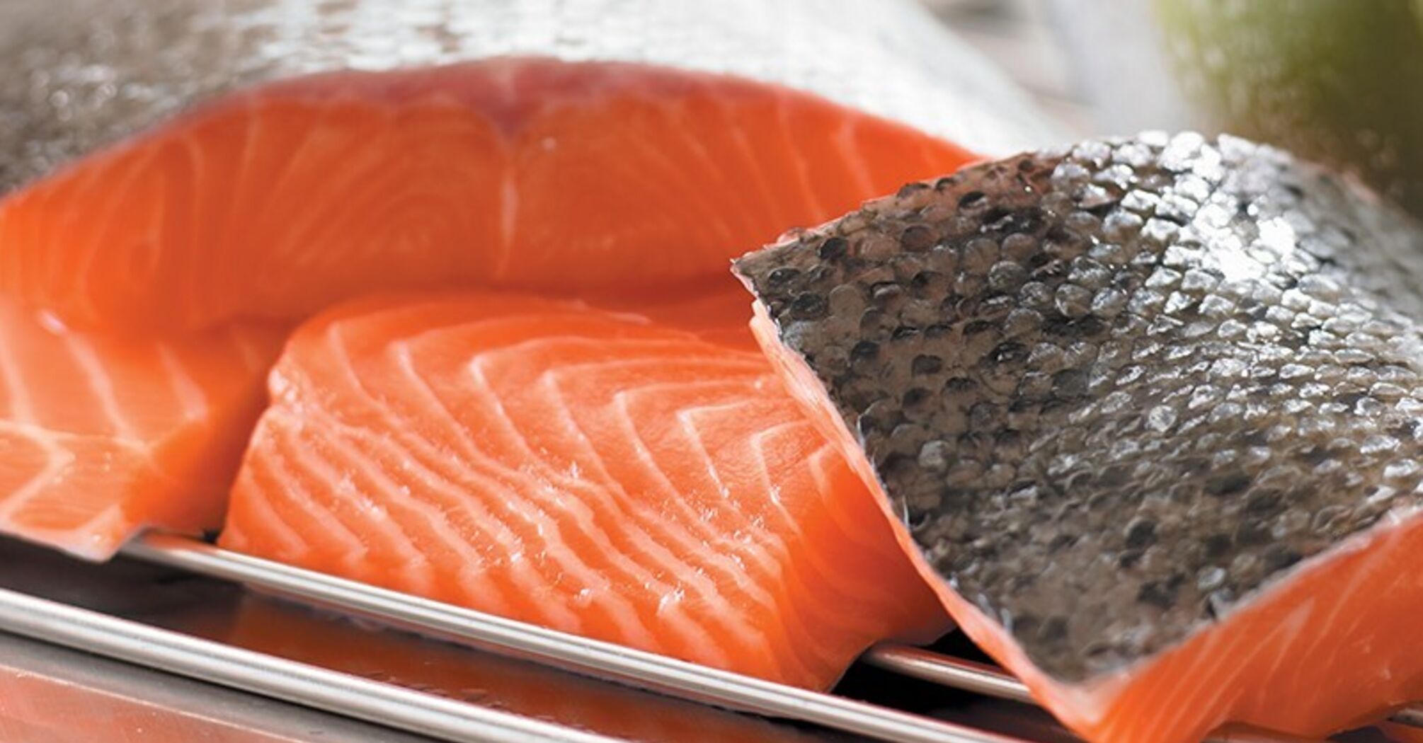 How to store salmon