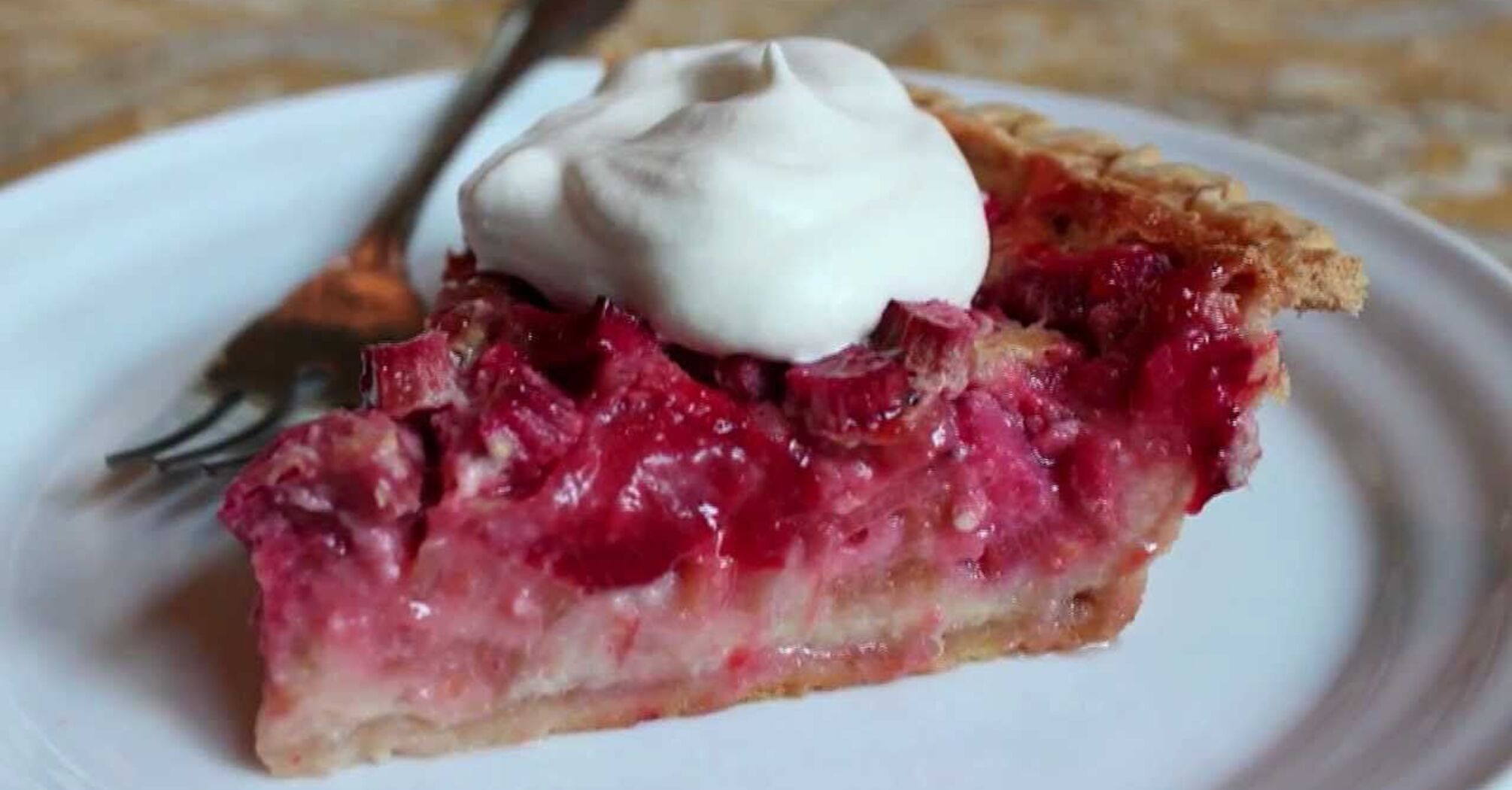 Strawberry Rhubarb Cream Pie