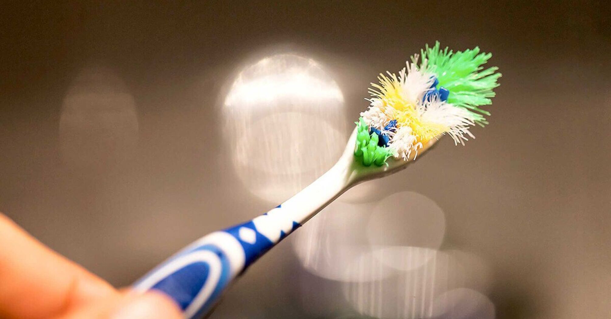 How to use an old toothbrush in everyday life