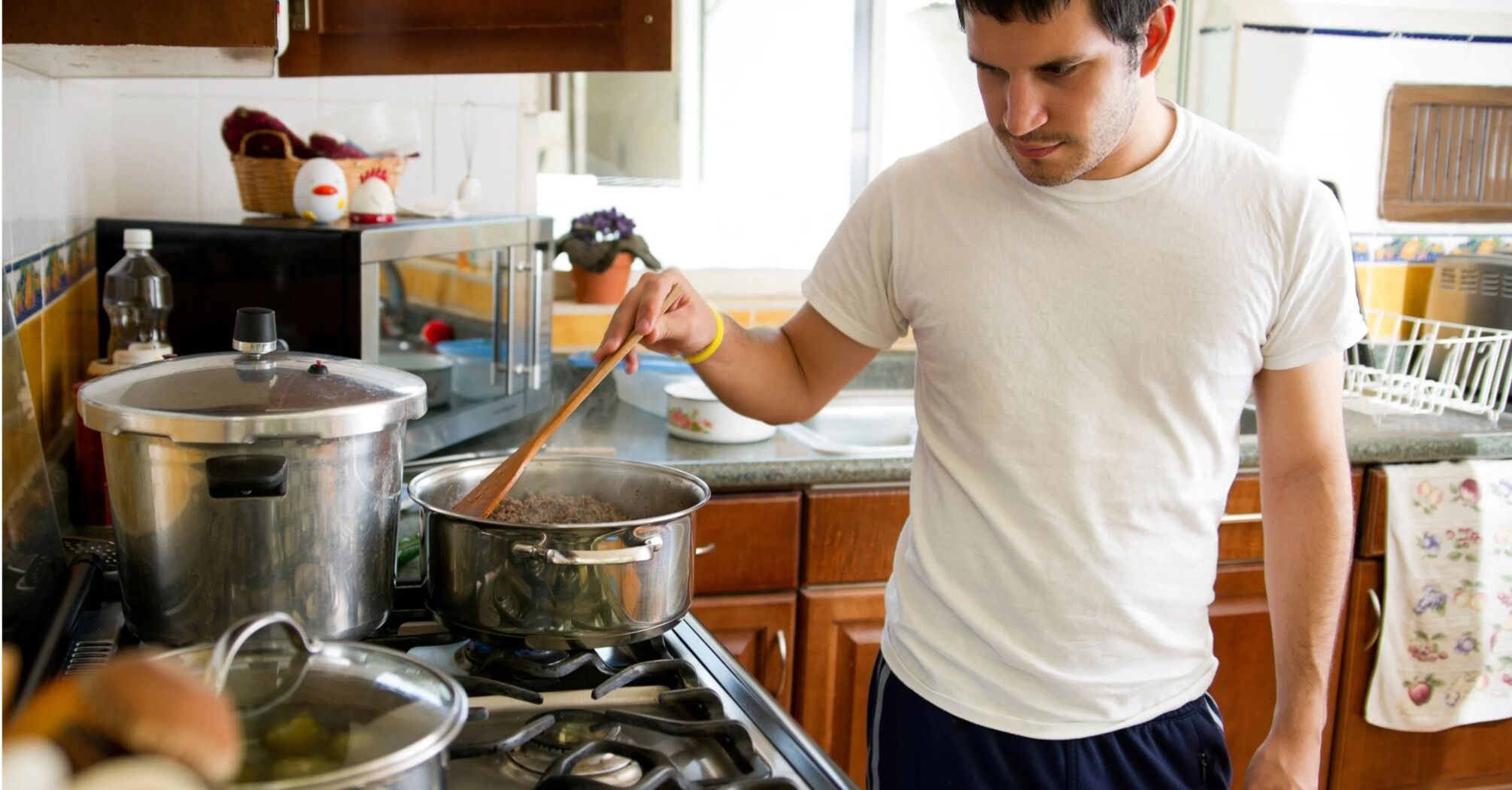 How to remove odors from cooking in the kitchen