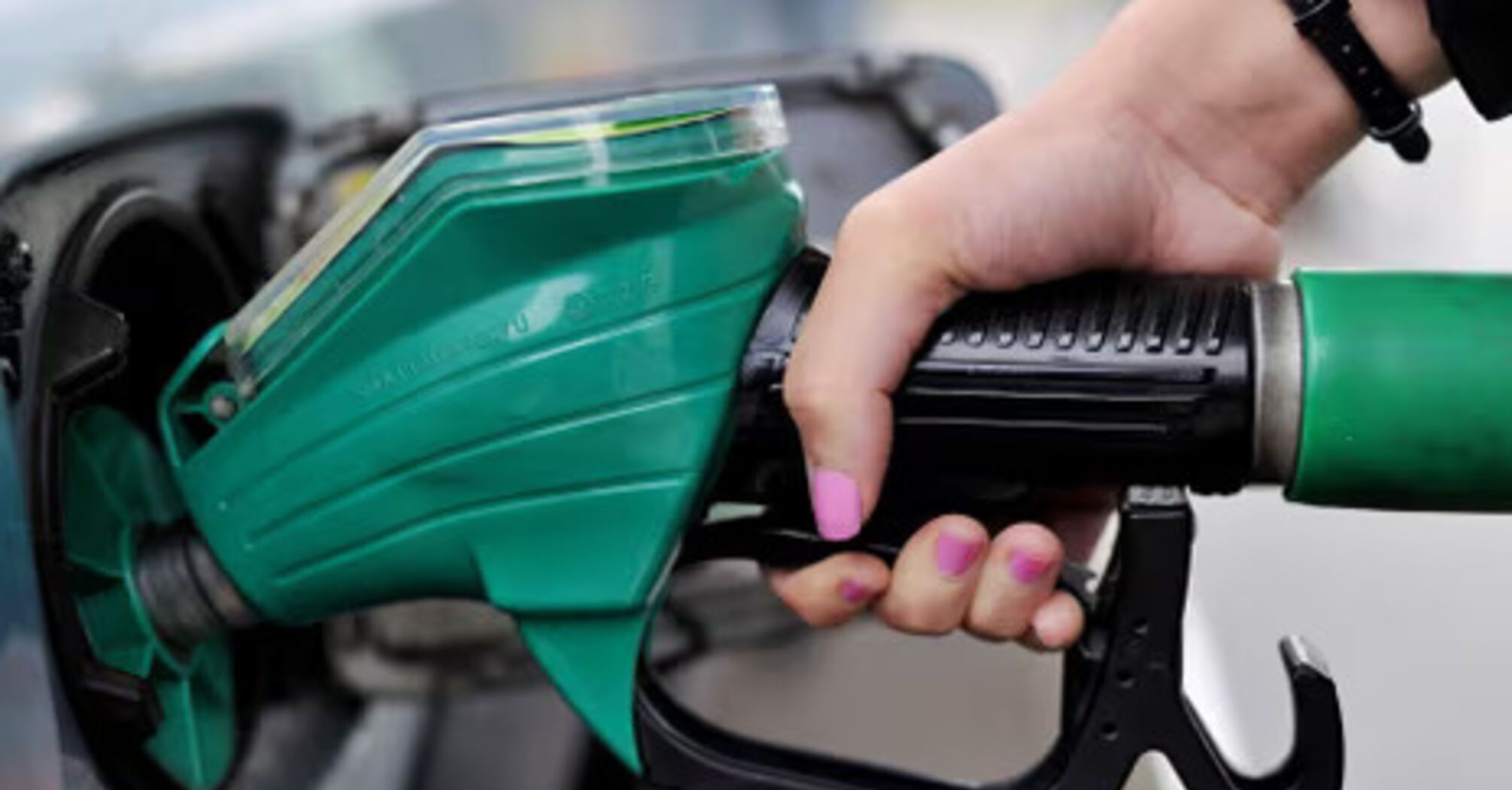 Top 5 countries with the most expensive fuel prices