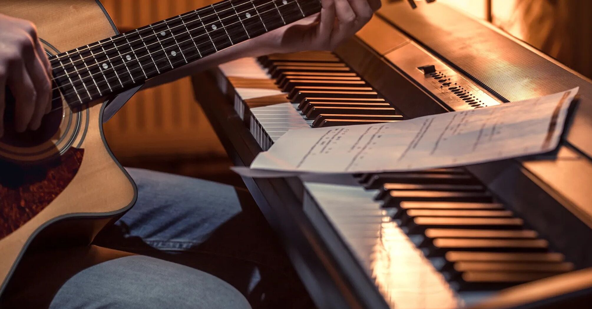 Features of playing the guitar and piano