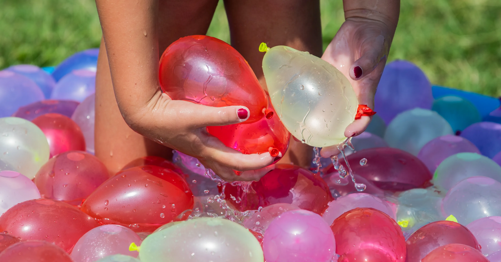 The world's largest water balloon fight will be held in Stockton