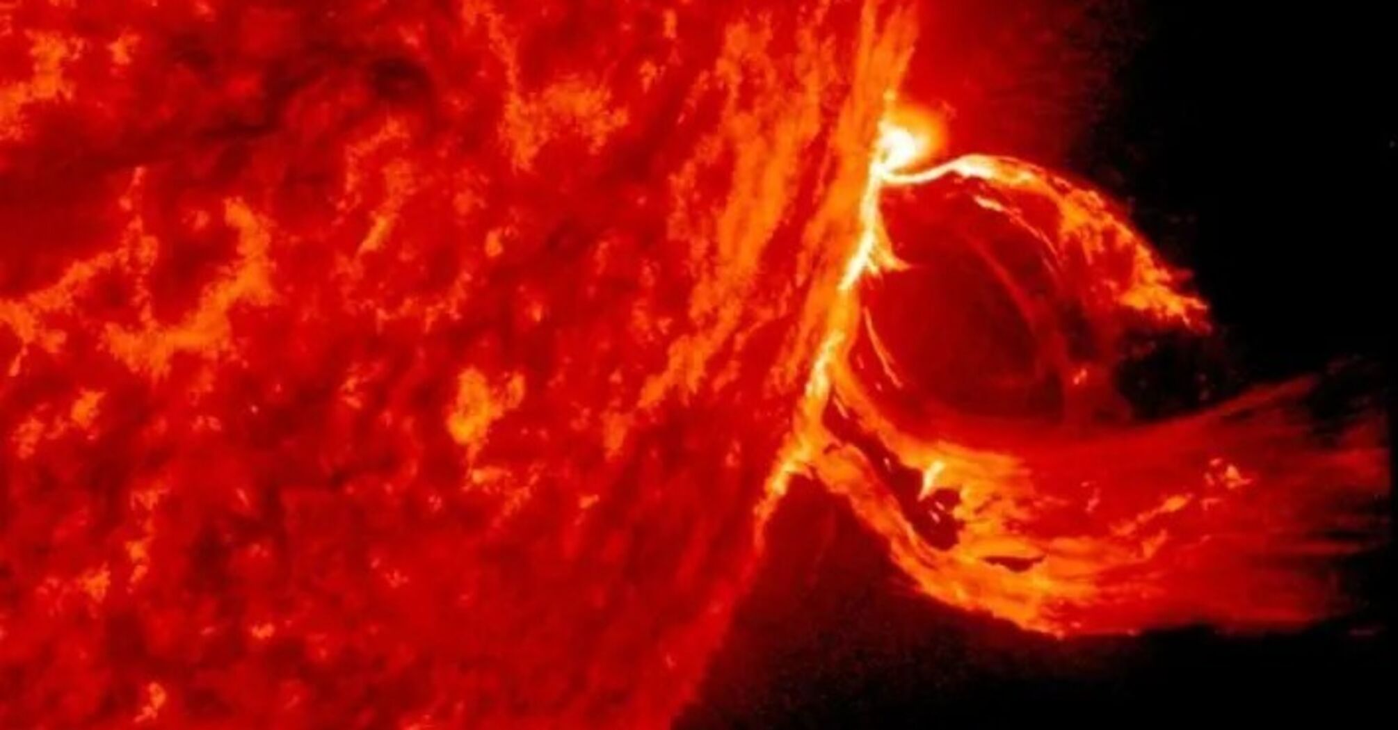 Solar and geomagnetic storms forecast