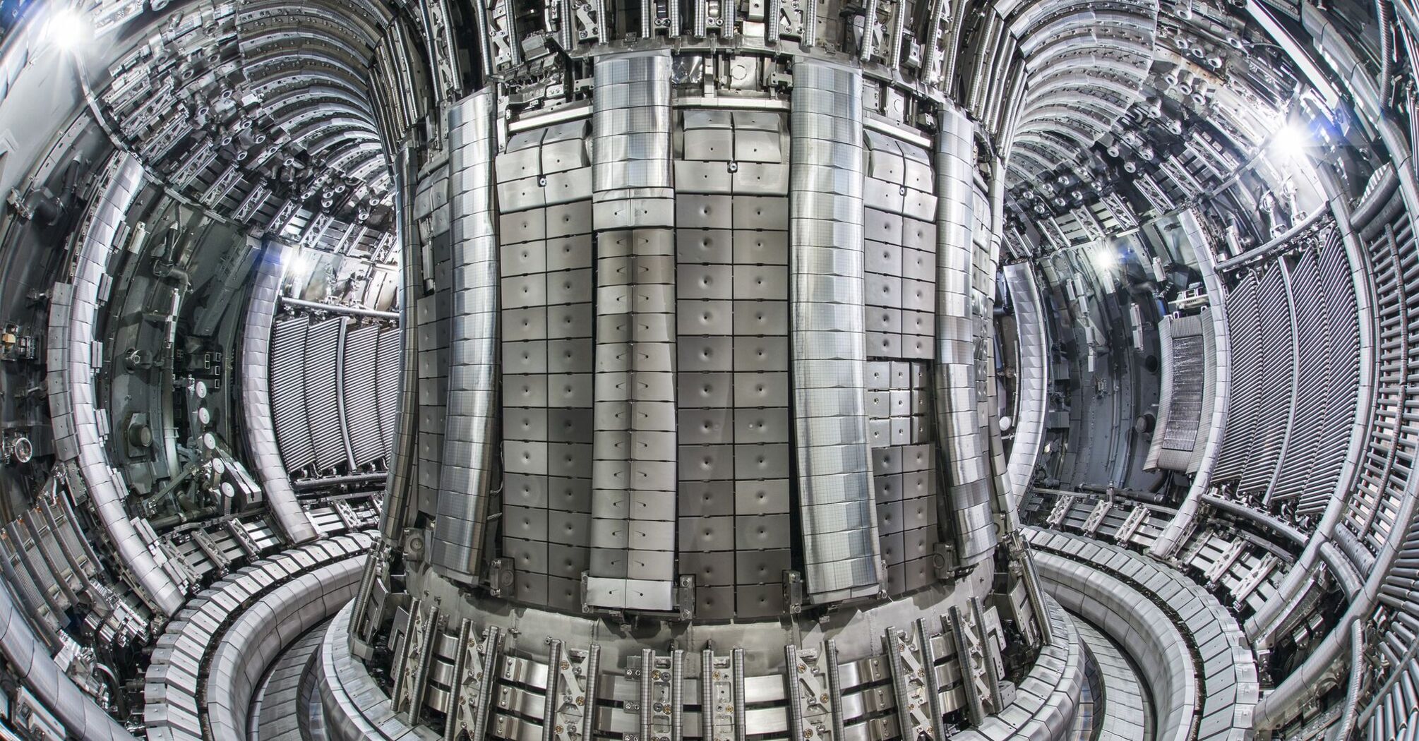 Fusion reactor