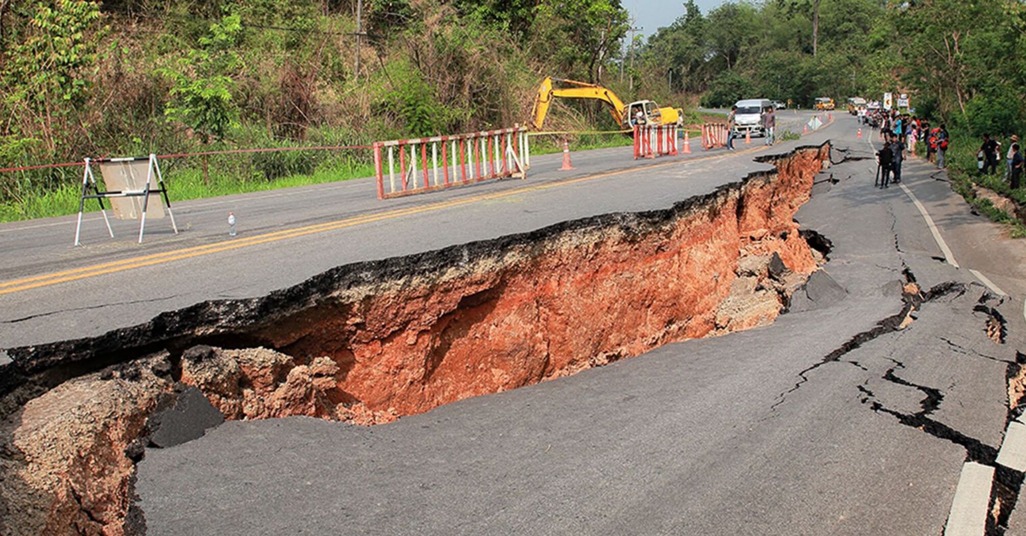 The 5 Best Earthquake Movies of All Time, Ranked