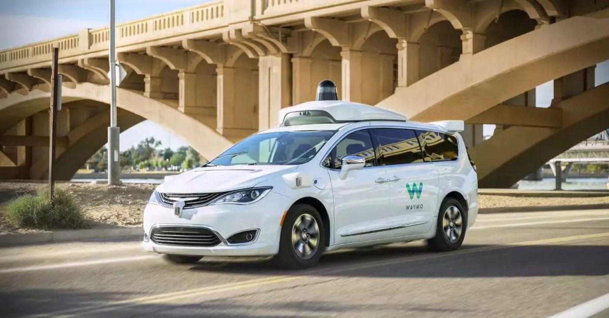 Robotaxi Company Waymo Boasts 100,000 Successful Weekly Rides