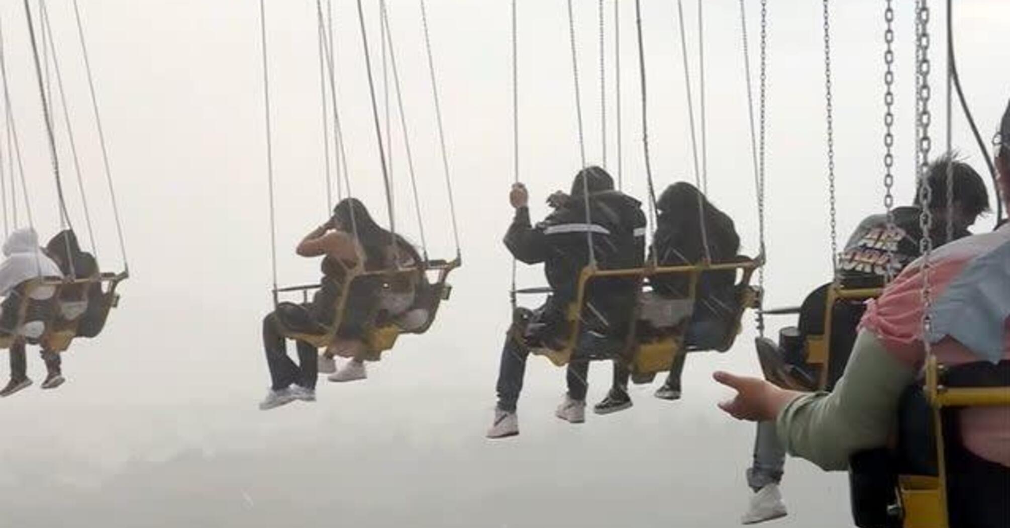 Guests stuck on ride at Six Flags Mexico