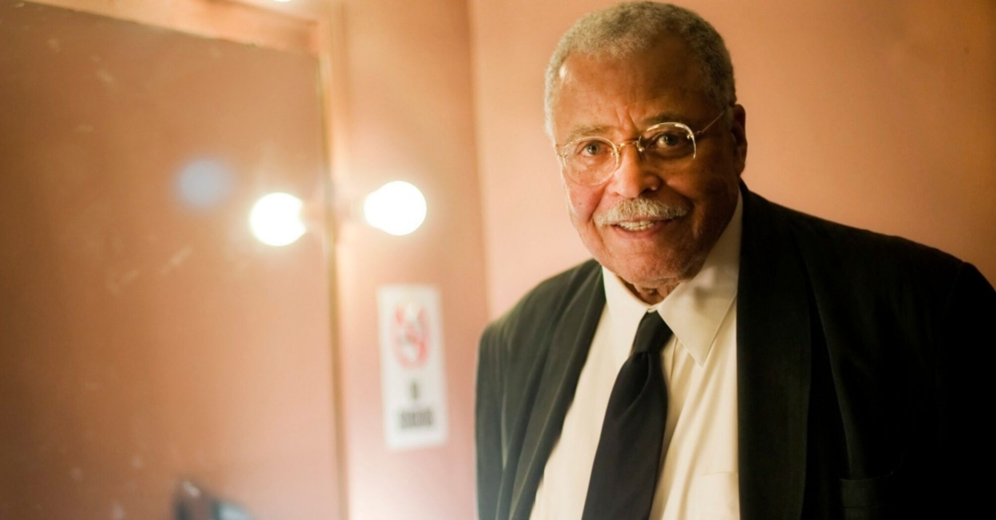 Darth Vader Voice Actor James Earl Jones Passed Away 